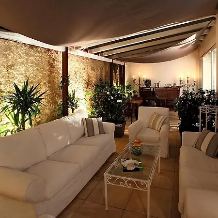 Palm Otel