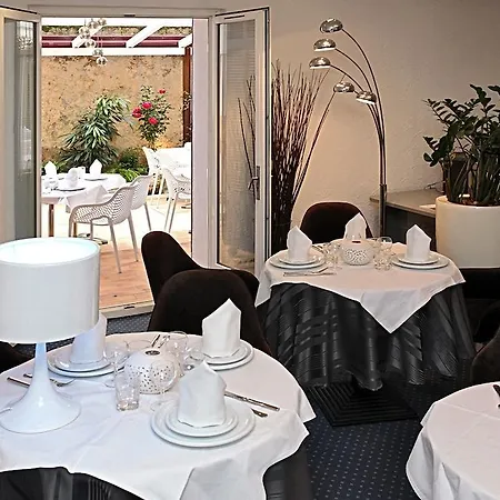 Otel Palm 4*