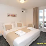 Palm Hotel