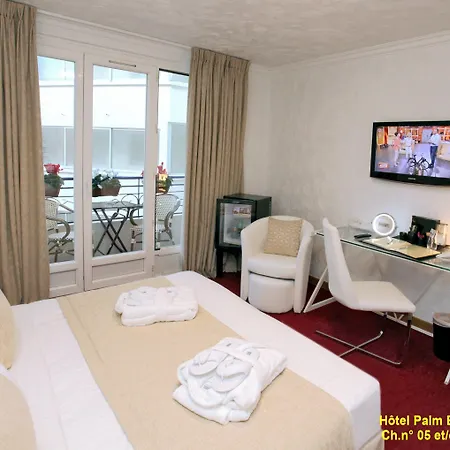 Ξενοδοχείο Palm 4*